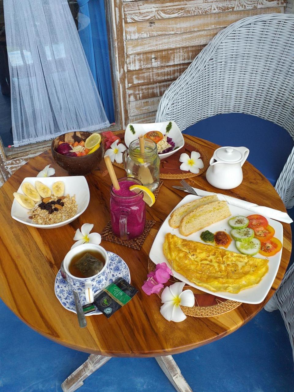Bed and Breakfast Casa Azzurra Gili Air Exterior foto